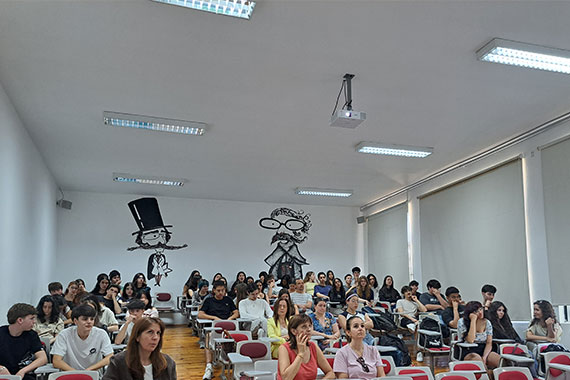 foto palestra escola 8-06-2026-2